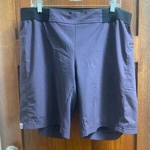 Pearl Izumi Wms Mtn Bike Shorts with liner - size 20